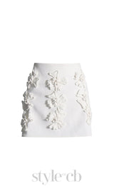 WHITE ANAXANDRA WHITE FLOWER MINI SKIRT