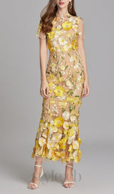FLORAL EMBROIDERY MESH FISHTAIL MIDI DRESS IN YELLOW