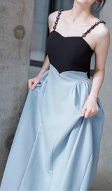 SPANDEX STITCHING MINIMALIST DRESS IN BLACK AND BLUE