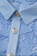 NECKLINE SLEEVELESS PINCHED WAIST MIDI DRESS IN BLUE