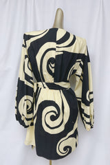 oceanic swirl v-neck puff sleeve mini dress