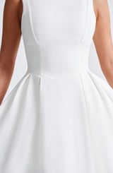 Clarabella sleeveless Midi Dress in white