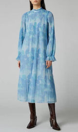 FLORAL PRINT PLEATED MIDI DRESS IN BLUE DRESS styleofcbdress