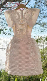 LACE WAIST-TIGHTENING MIDI DRESS IN WHITE DRESS STYLE OF CB