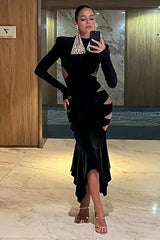 BACKLESS CUT-OUT DETAILED VELVET MIDI DRESS styleofcb