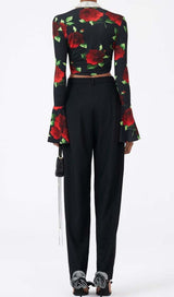 FLORAL-PRINT CROP TOP IN BLACK DRESS STYLE OF CB