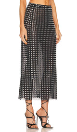 METALLIC SEQUIN SKIRT IN BLACK DRESS STYLE OF CB