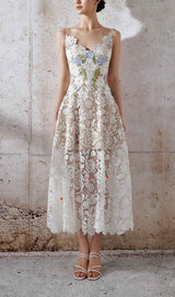 ROSES LACE A-LINE MIDI DRESS IN WHITE DRESS STYLE OF CB