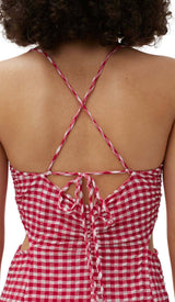 SEERSUCKER PLUNGE MAXI DRESS IN PINK DRESS STYLE OF CB