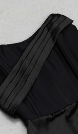 SLEEVELESS BANDAGE MIDI DRESS IN BLACK DRESS STYLE OF CB