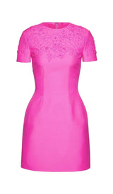 EMBROIDERED WAIST-TIGHTENING MINI DRESS IN PINK DRESS STYLE OF CB