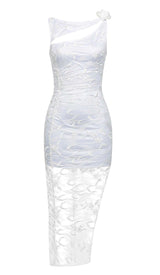 ROSE-EMBELLISHED LACE MIDI DRESS IN WHITE DRESS STYLE OF CB