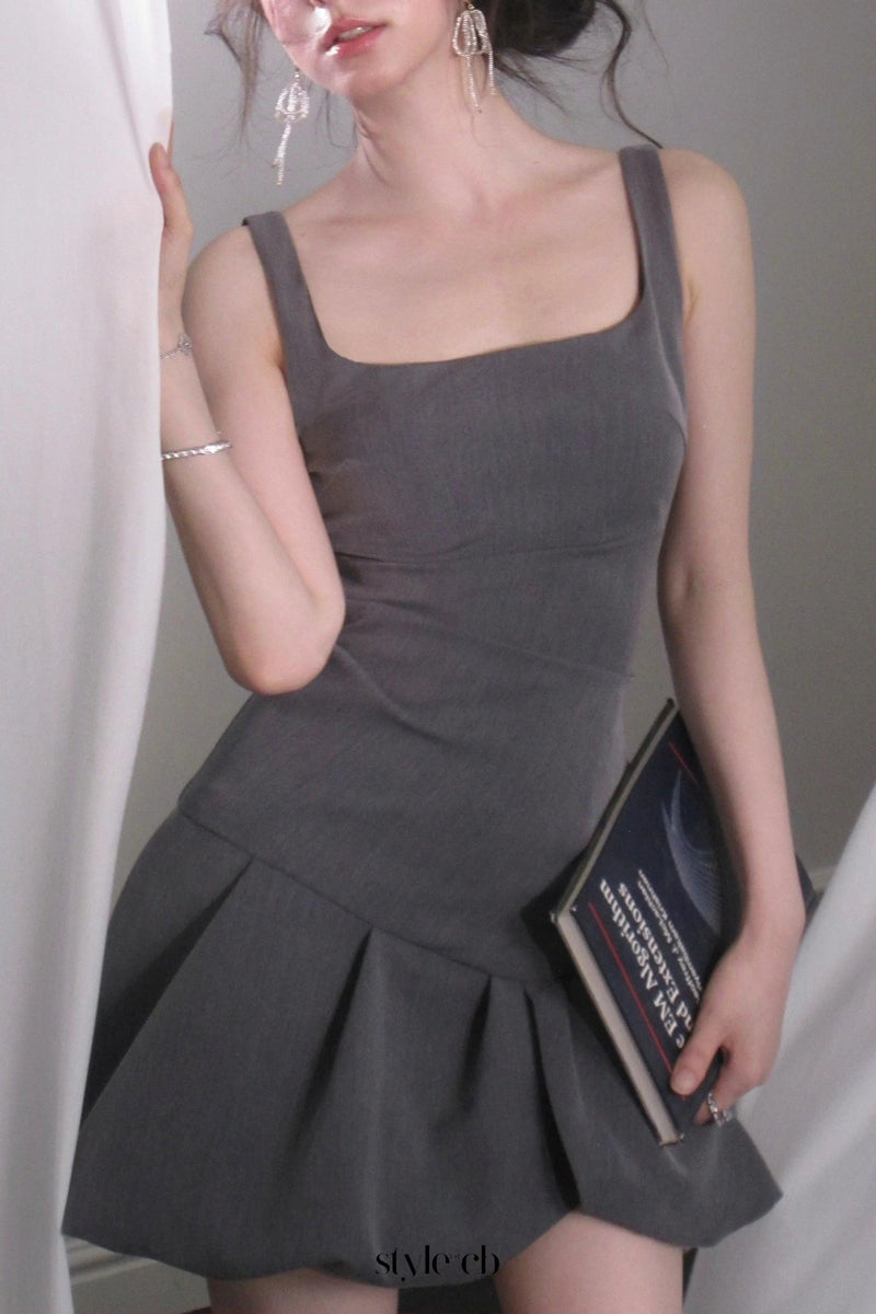 arabela square neck bud mini dress in gray