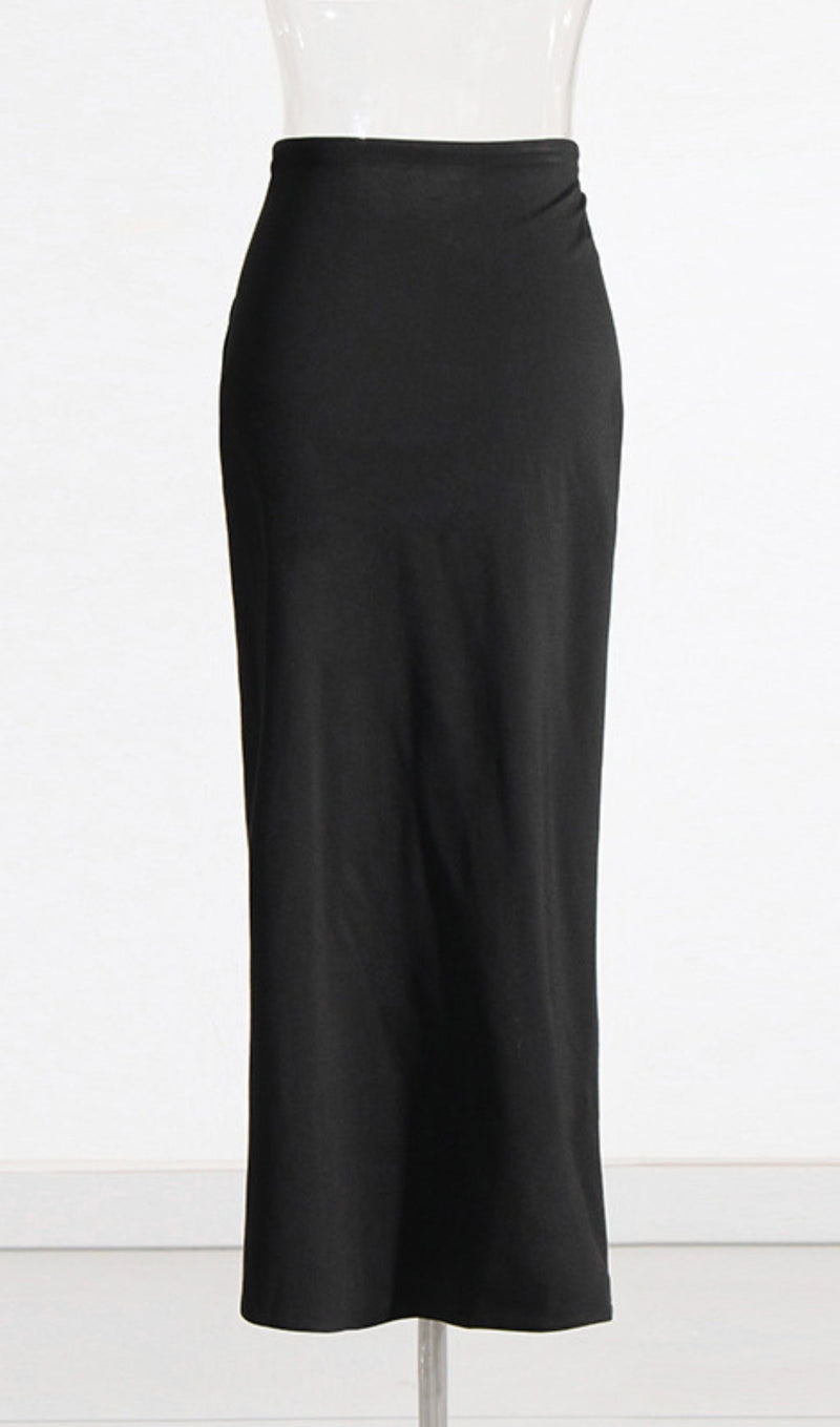 ANDEANA FLOWER SLIT MIDI SKIRT IN WHITE