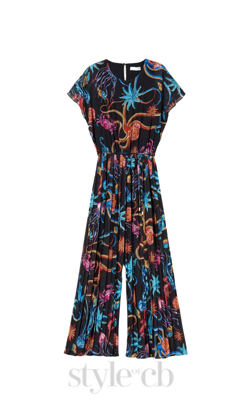 Printed jumpsuit in pleated georgette