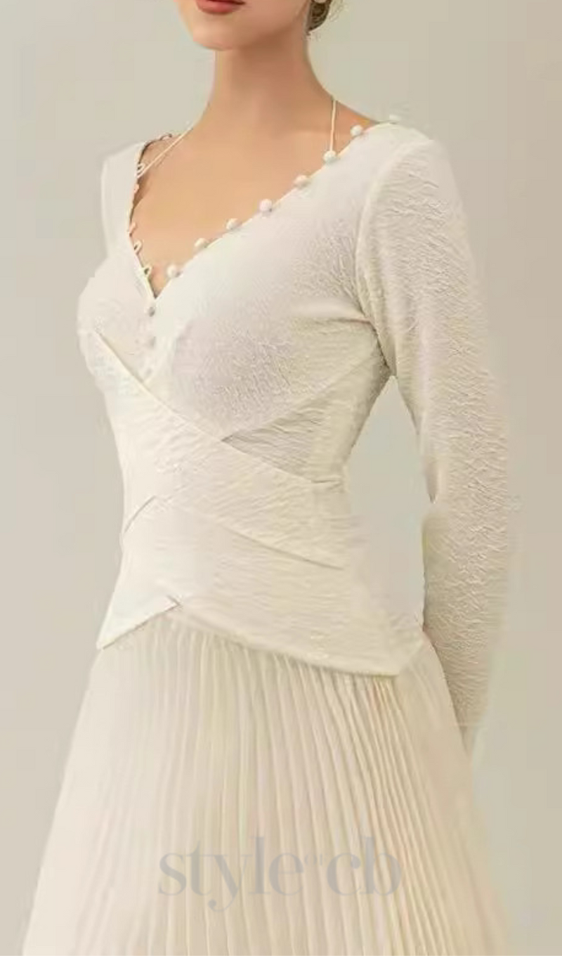 V NECK PLEATED MAXI DRESS IN IVORY