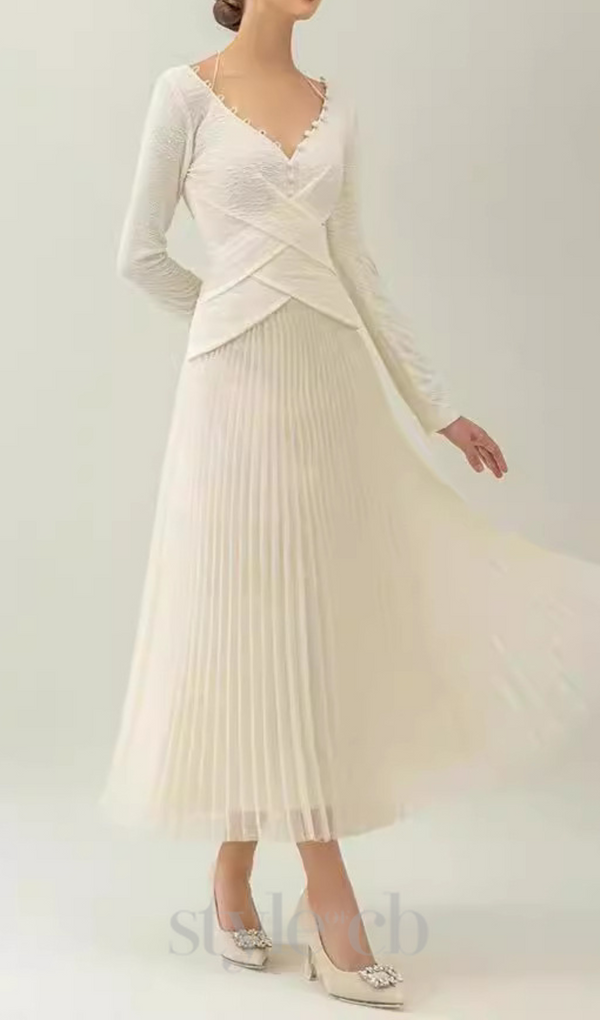 V NECK PLEATED MAXI DRESS IN IVORY