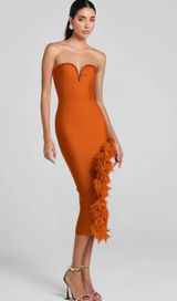 OSTRICH FEATHER BANDAGE DRESS WITH V-NECKLINE IN BROWN