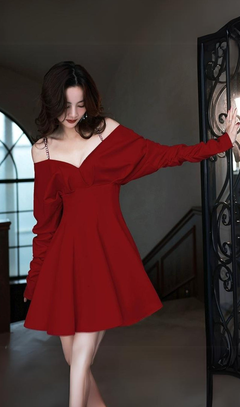 V-NECK LONG-SLEEVED A-LINE SUSPENDER DRESS