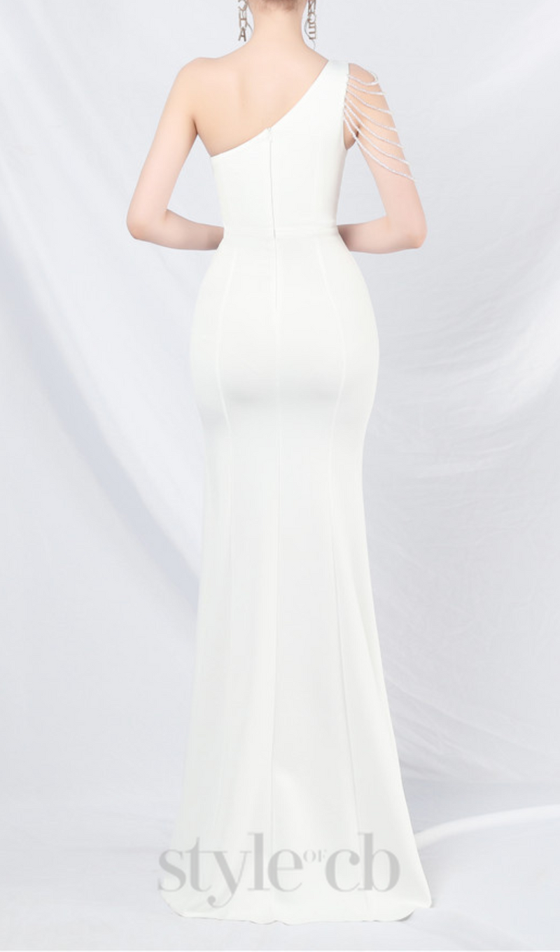 DOLORES ONE-SHOULDER FLORAL MAXI DRESS IN WHITE