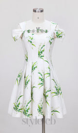 FLORAL PRINTED MINI DRESS IN WHITE