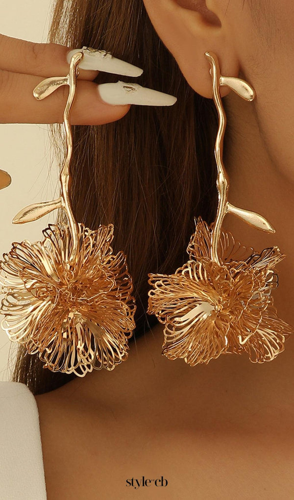 Cynthia Flower Earrings
