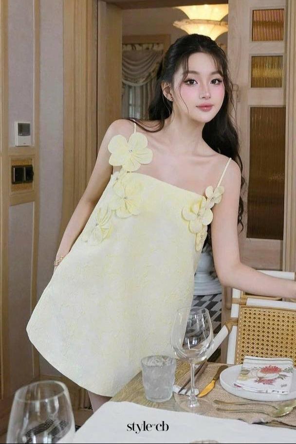 tracy floral jacquard mini dress in yellow