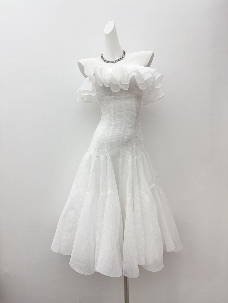 apphia Off Shoulder Ruffle Midi Dress In white