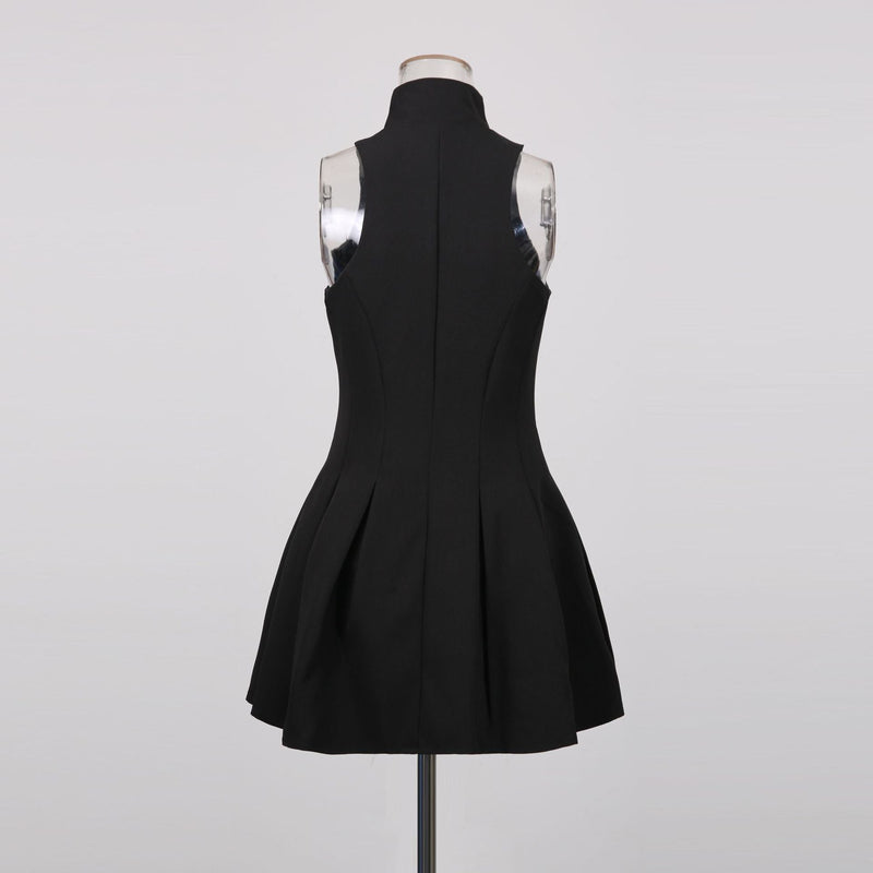 carol black halterneck dress in grain de poudre wool