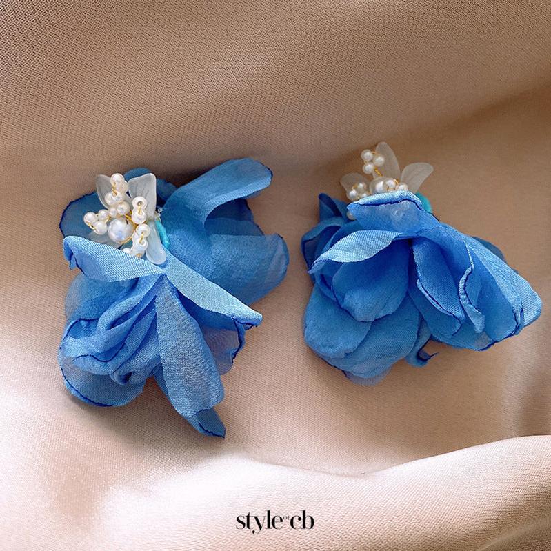 Drew Blue Flower Earrings