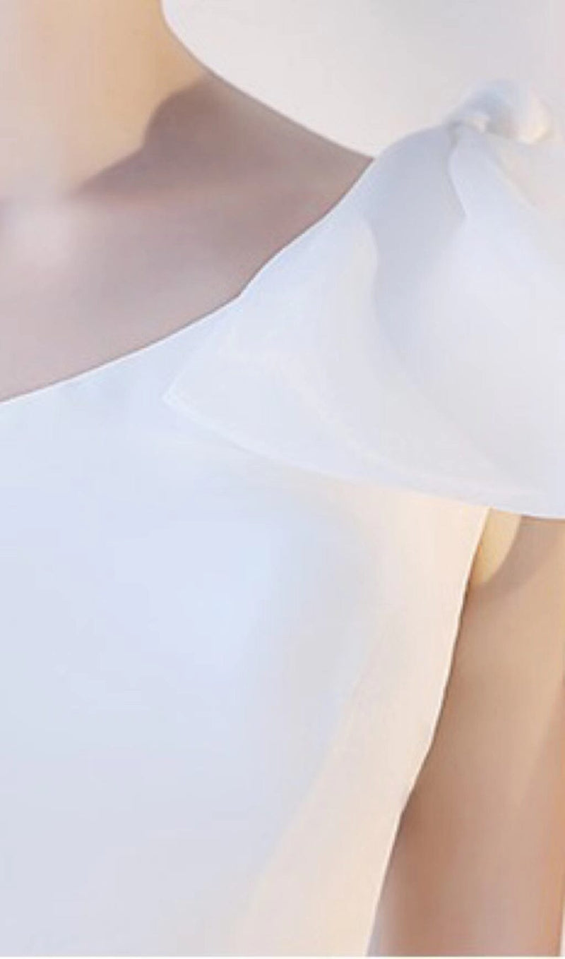 LONG YARN SLOPING SHOULDERS FISHTAIL DRESS IN WHITE styleofcb 