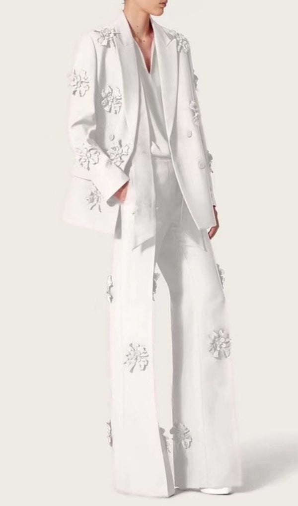 STEREO FLOWER MID-RISE JEANS IN WHITE styleofcb 