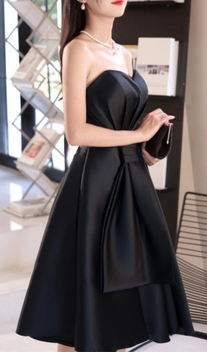 STRAPLESS SATIN MIDI DRESS IN BLACK styleofcb 