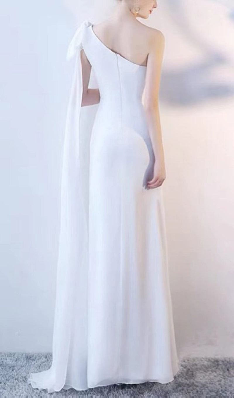 LONG YARN SLOPING SHOULDERS FISHTAIL DRESS IN WHITE styleofcb 
