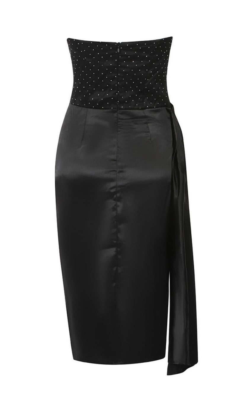 STRAPLESS MIDI DRESS IN BLACK styleofcb 
