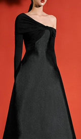 BLACK DIAGONAL SHOULDER LONG SLEEVE MIDI DRESS styleofcb 