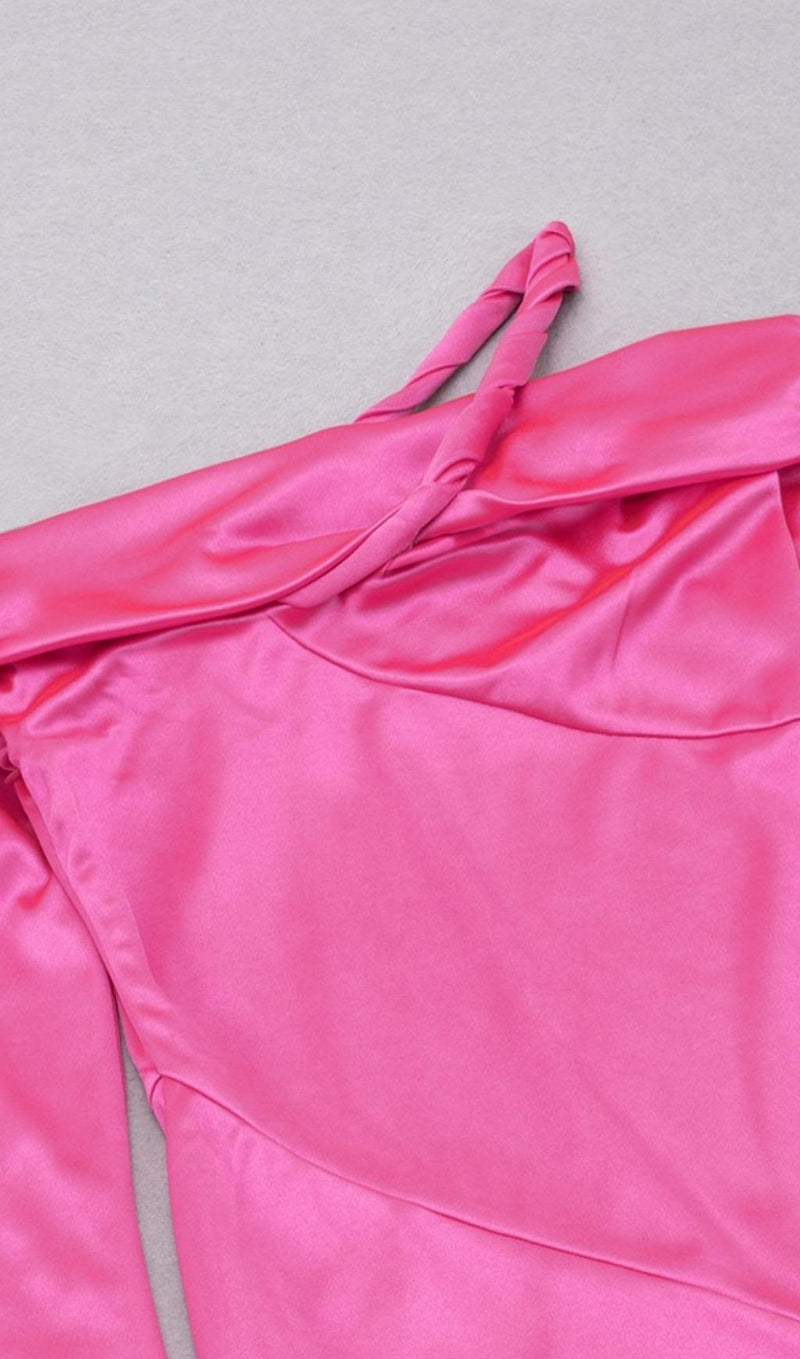 STRAPLESS LONG SLEEVE MIDI DRESS IN ROSE Dresses styleofcb 