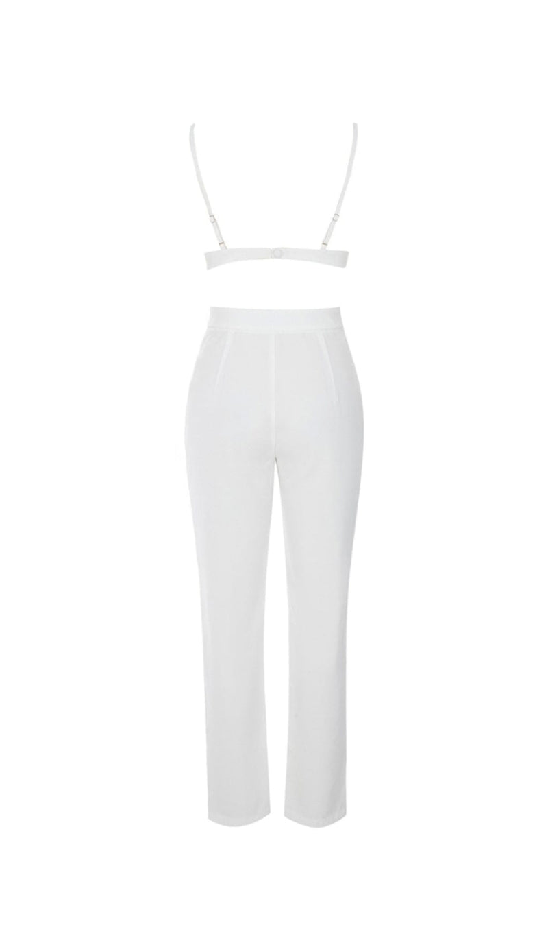 PEARL-DECORATED SUIT IN WHITE styleofcb 