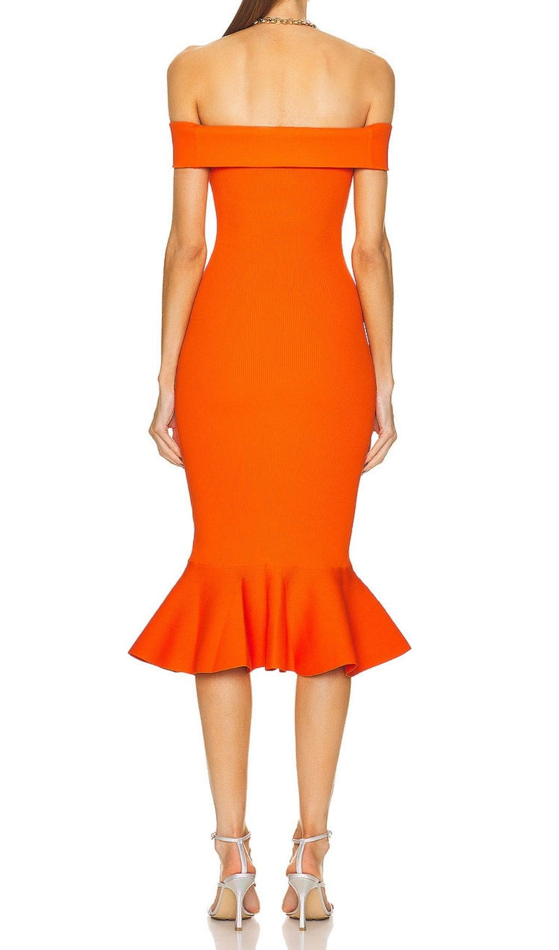BODYCON STRAPLESS MIDI DRESS styleofcb 