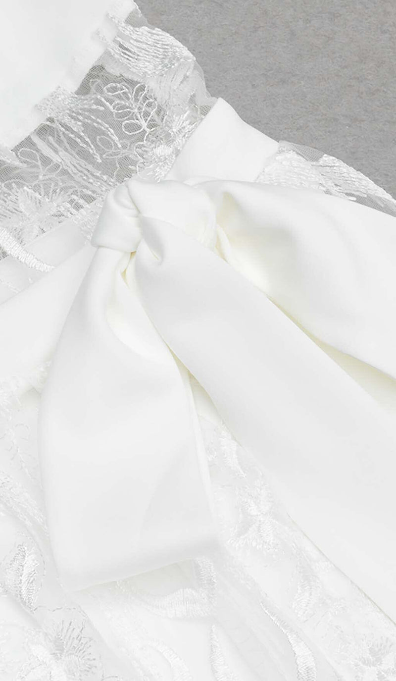 BOW-EMBELLISHED LACE MIDI DRESS IN WHITE DRESS STYLE OF CB 