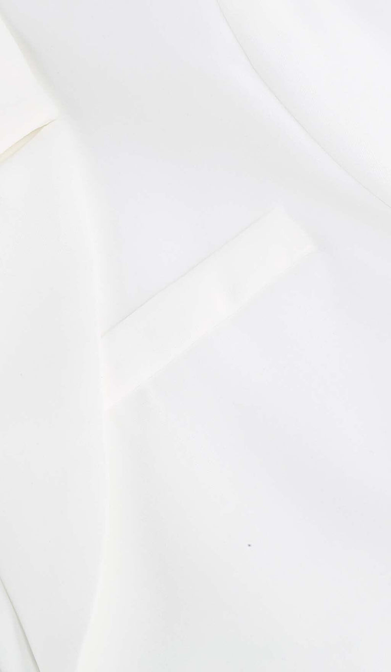 FEATHERS JACKET AND SHORT SKIRT IN WHITE DRESS STYLE OF CB 