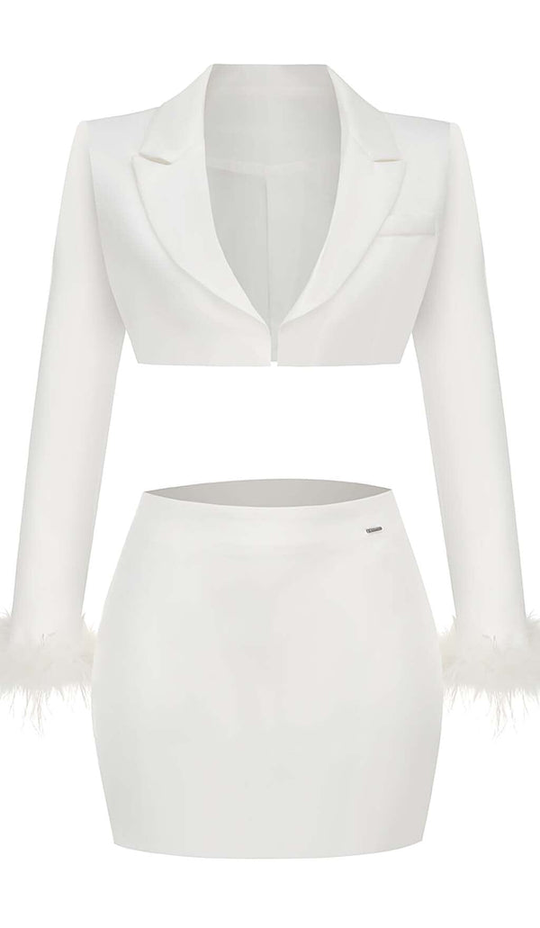FEATHERS JACKET AND SHORT SKIRT IN WHITE DRESS STYLE OF CB 