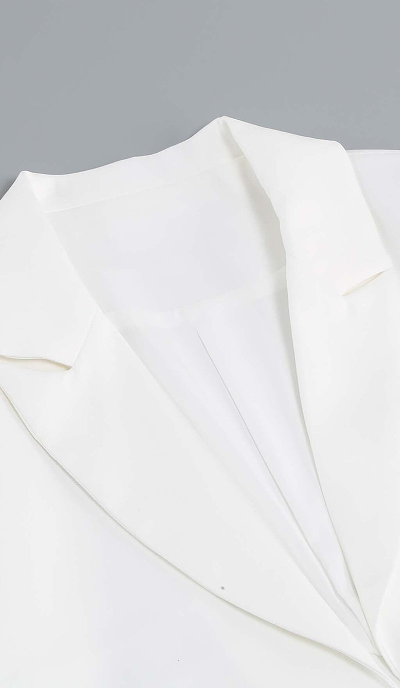 FEATHERS JACKET AND SHORT SKIRT IN WHITE DRESS STYLE OF CB 