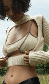 High-necked long-sleeved suspender top. ohmogo 