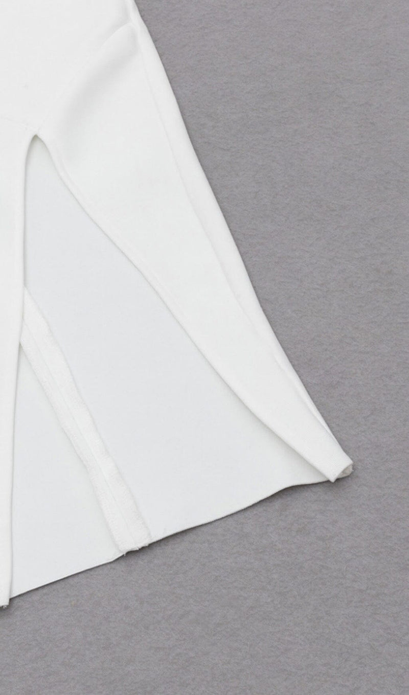 CROSS-SHOULDER CHAIN DRESS IN WHITE styleofcb 