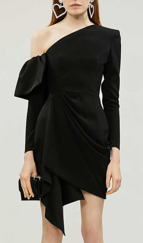 CROSS-SHOULDER MINI DRESS IN BLACK styleofcb 