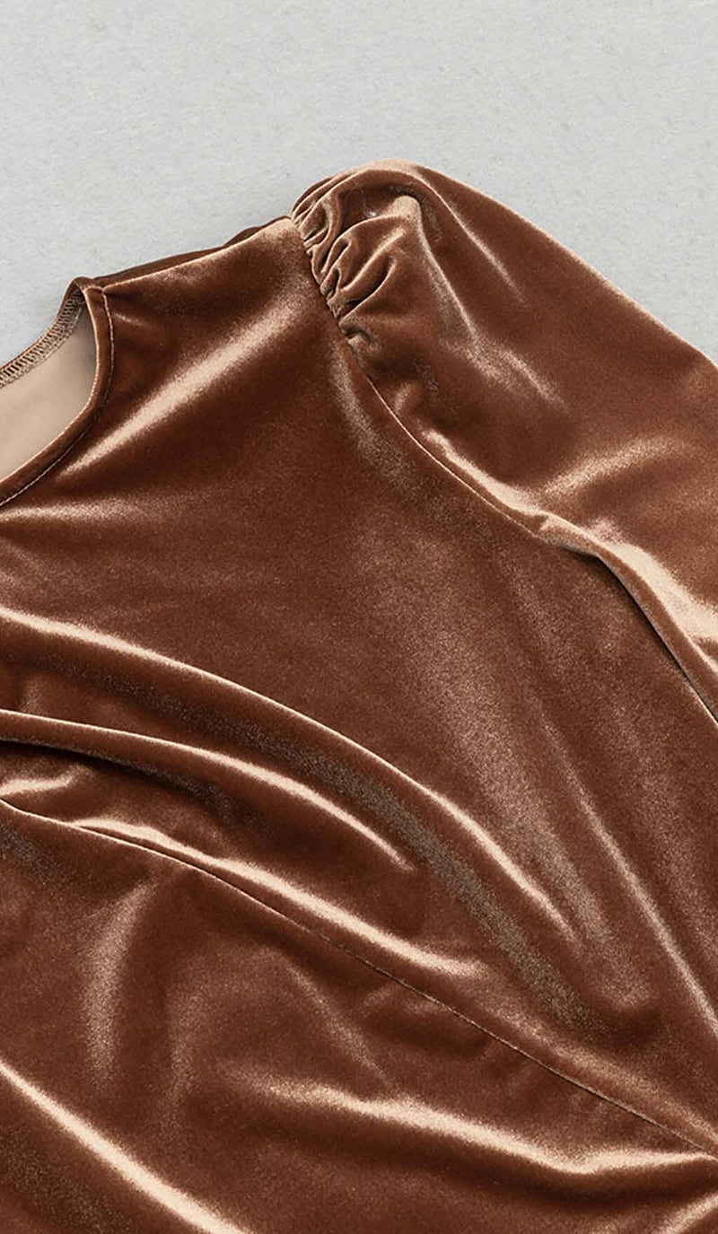 LONG SLEEVE VELVET MIDI DRESS IN BROWN DRESS STYLE OF CB 