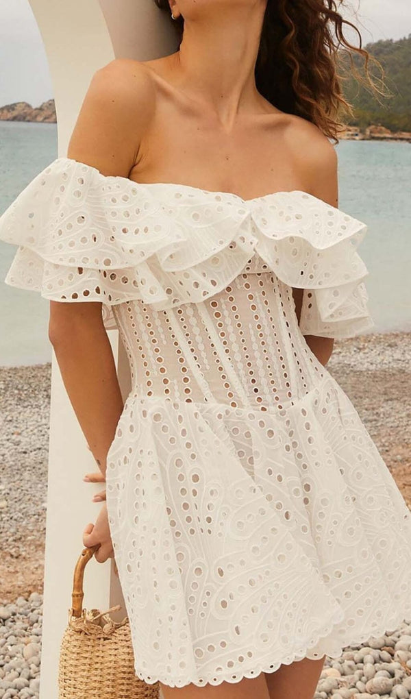 OFF-SHOULDER PRINT MINI DRESS IN WHITE DRESS STYLE OF CB 