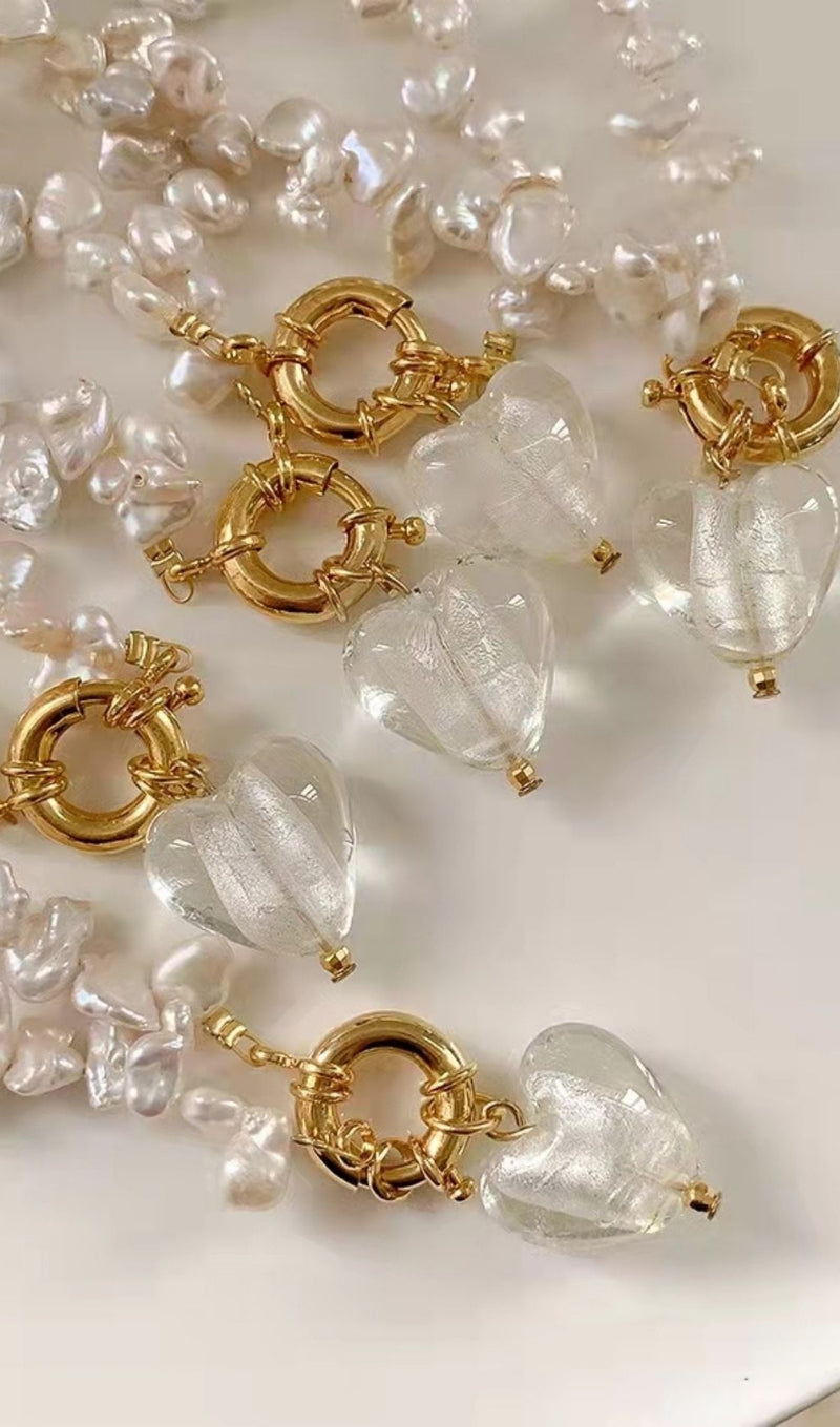 PEARL HEART SHAPED NECKLACE IN WHITE Jewelry styleofcb 